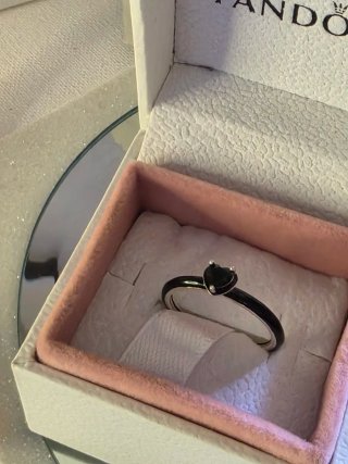 Anillo Pandora Corazón Esmalte Negro Plata