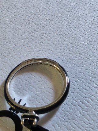 Anillo Pandora Corazón Esmalte Negro Plata