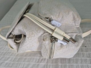 Mochila Guess Beige/Blanca Nueva