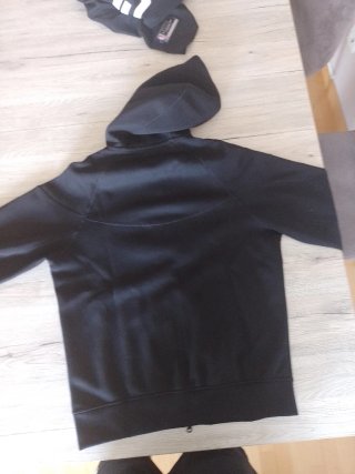 Sudadera Nike Tech Negra