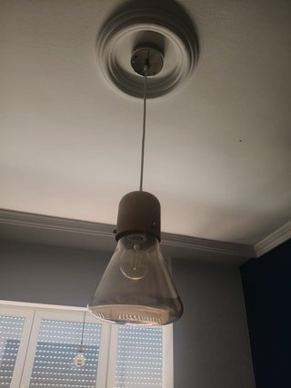 Lámpara de techo colgante de cristal y metal
