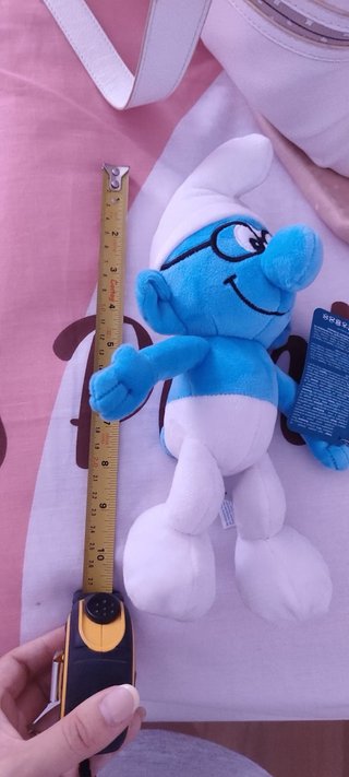 5 Peluches Los Pitufos con etiquetas