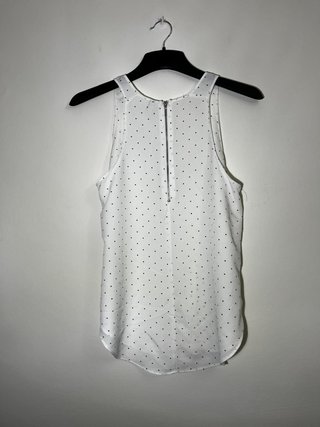 Blusa Stradivarius lunares sin mangas Talla L