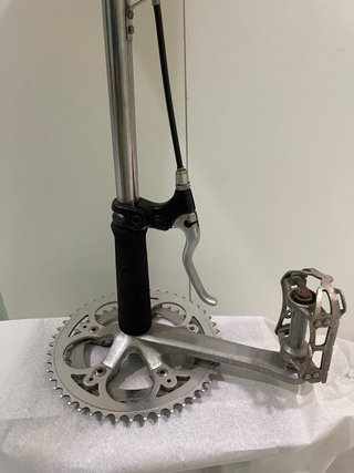 Lámpara de sobremesa diseño bicicleta