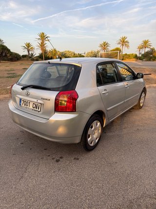 Toyota Corolla 2003