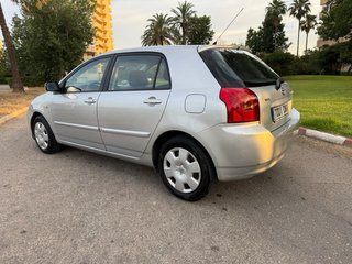 Toyota Corolla 2003