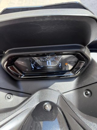 Yamaha Xmax Negra