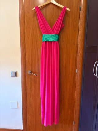 Vestido largo fiesta rosa con cibturón verde