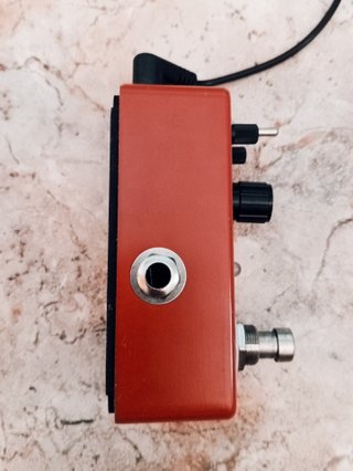 Pedal Distorsione Holy War con Scatola Originale