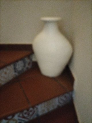 Juego 2 jarrones blancos decorativos