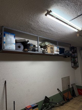 Se vende parcela de garaje cerrada