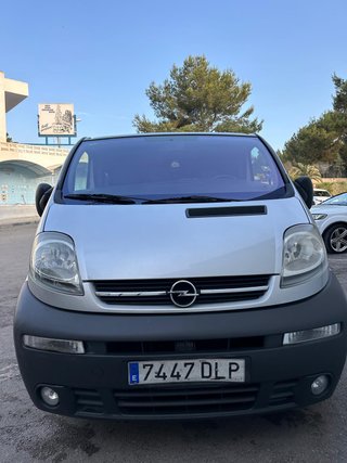 Opel Vivaro 2005