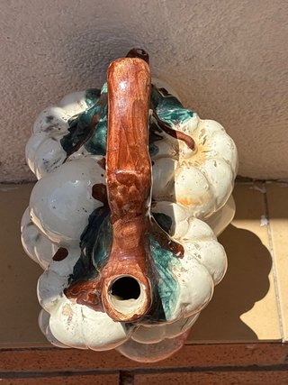Botijo de cerámica estilo Manises