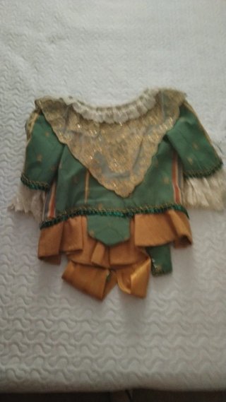 Traje de Fallera Oro y Verde