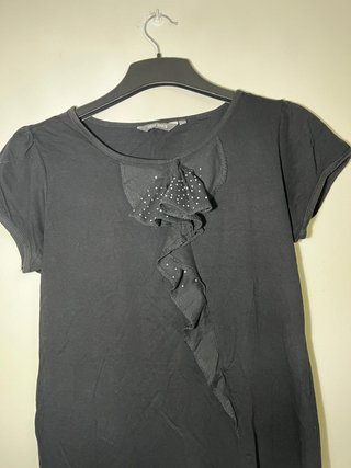 Blusa New Saks L con volantes y pedrería