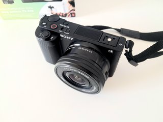 803 DISPAROS Sony ZV-E10 como nueva