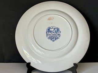 🇬🇧 Plato porcelana azul y blanco