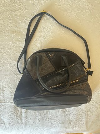 Borsa bauletto nera con tracolla