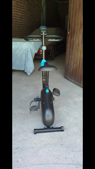 Bicicleta Estática Negra