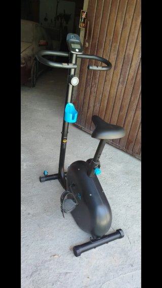 Bicicleta Estática Negra