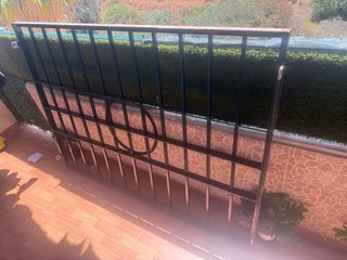 Reja de hierro para exterior ancho 150 y alto 110