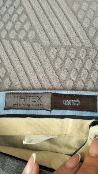 Pantaloni uomo beige e grigi Taglia 56 italiana