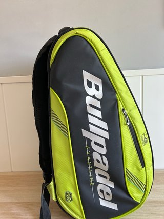 Paletero Bullpadel Avantline Verde/Negro