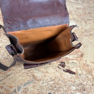 Vecchia custodia con tracolla in pelle Canon