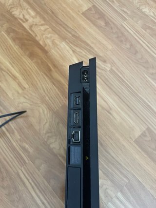 Consola PS4 Slim Nera + 2 Controller