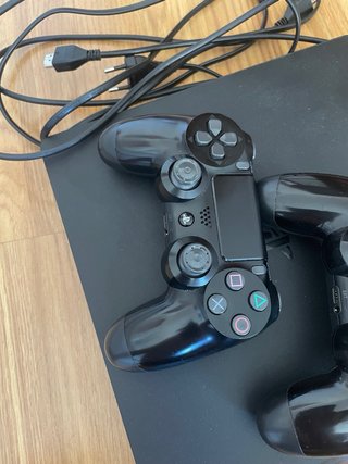 Consola PS4 Slim Nera + 2 Controller