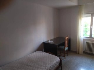 Piso 5 habitaciones en alquiler en el centro Cuenc