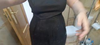 Vestido negro corto con lentejuelas