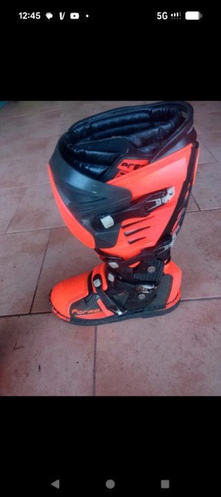 Botas Forma Predator 2.0