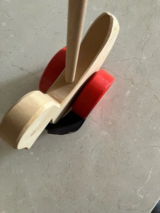 Pato de madera para empujar