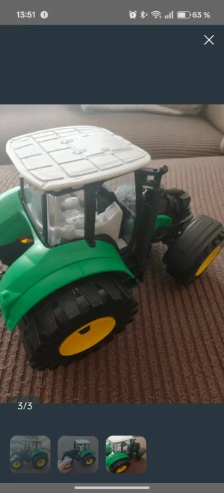 Tractor de Juguete Verde y Negro