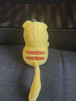 Peluche de Pikachu (algo chafa)