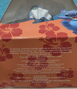 Stitch con Ramo de Rosas Disneyland Paris
