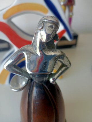 Figura Art Decó Mujer