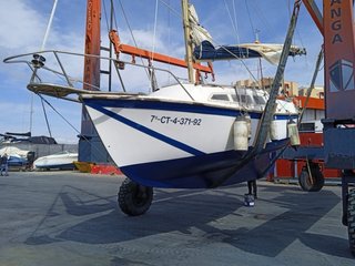 Velero Beneteau 7mmetros