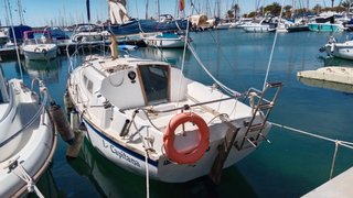 Velero Beneteau 7mmetros
