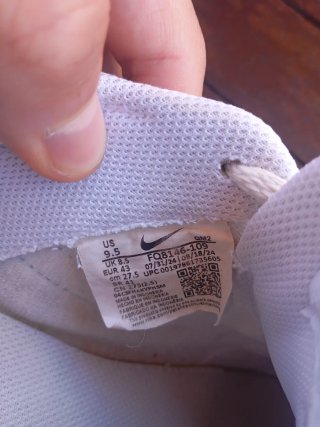 Zapatillas Nike Blancas y Verdes