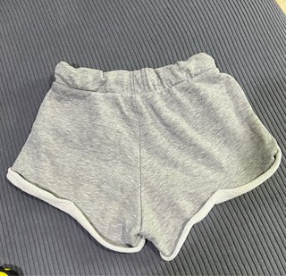 PANTALONES CORTOS SHORTS DE BERSHKA