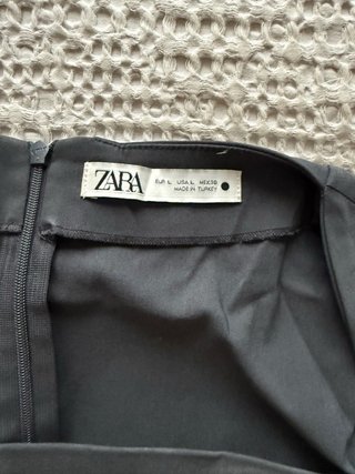 Vestido Zara gris