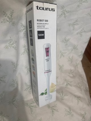 Batidora Taurus Robot 500W sin usar