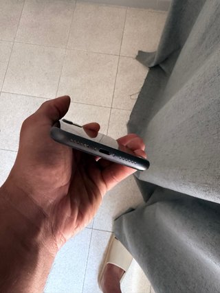 iPhone 11 Negro Como Nuevo