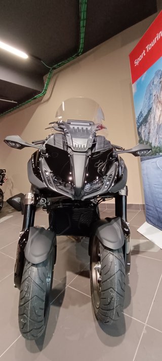 YAMAHA NIKEN GT