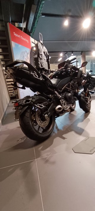 YAMAHA NIKEN GT