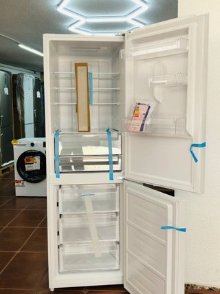 Nevera Combi Frigomark con tecnología No Frost