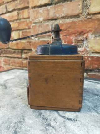 Molinillo de café antiguo madera