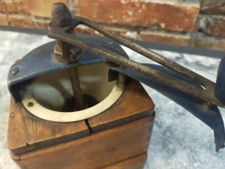 Molinillo de café antiguo madera